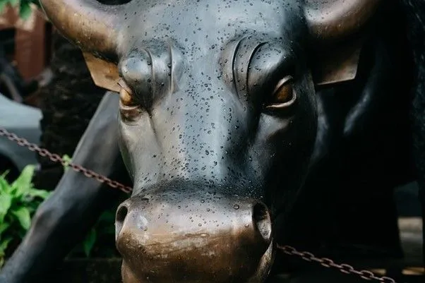 Bitcoin sube
